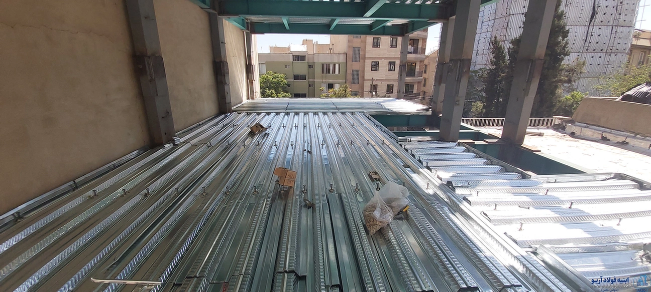 عکس اجرای سقف عرشه فولادی