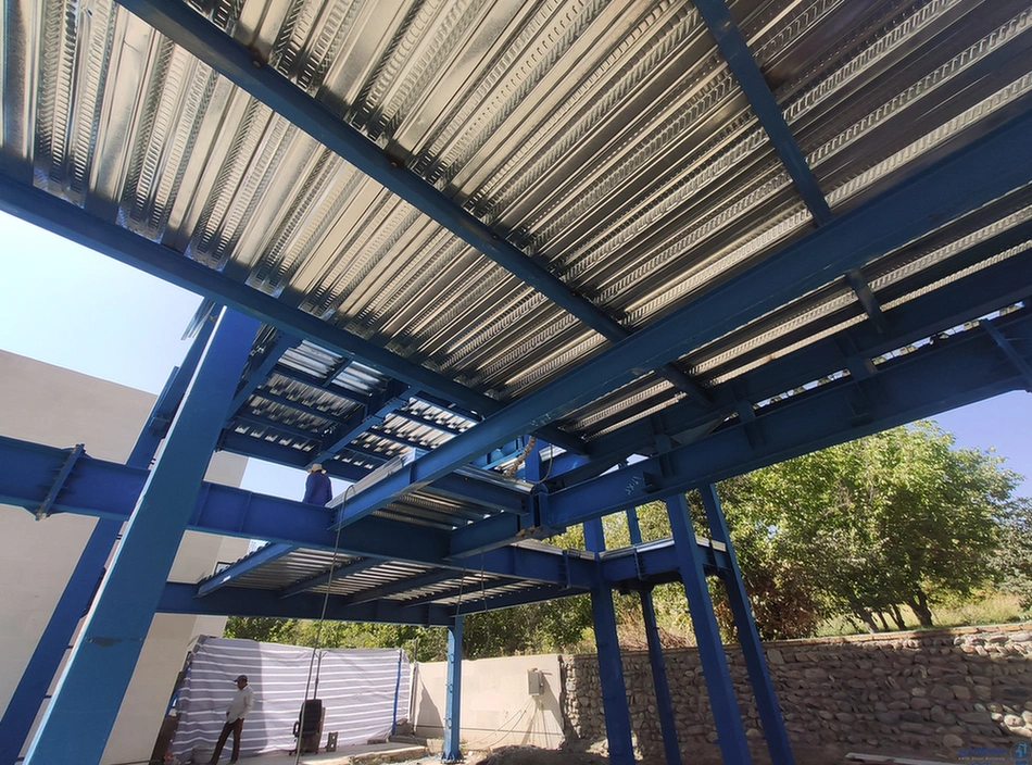 عکس اجرای سقف عرشه فولادی